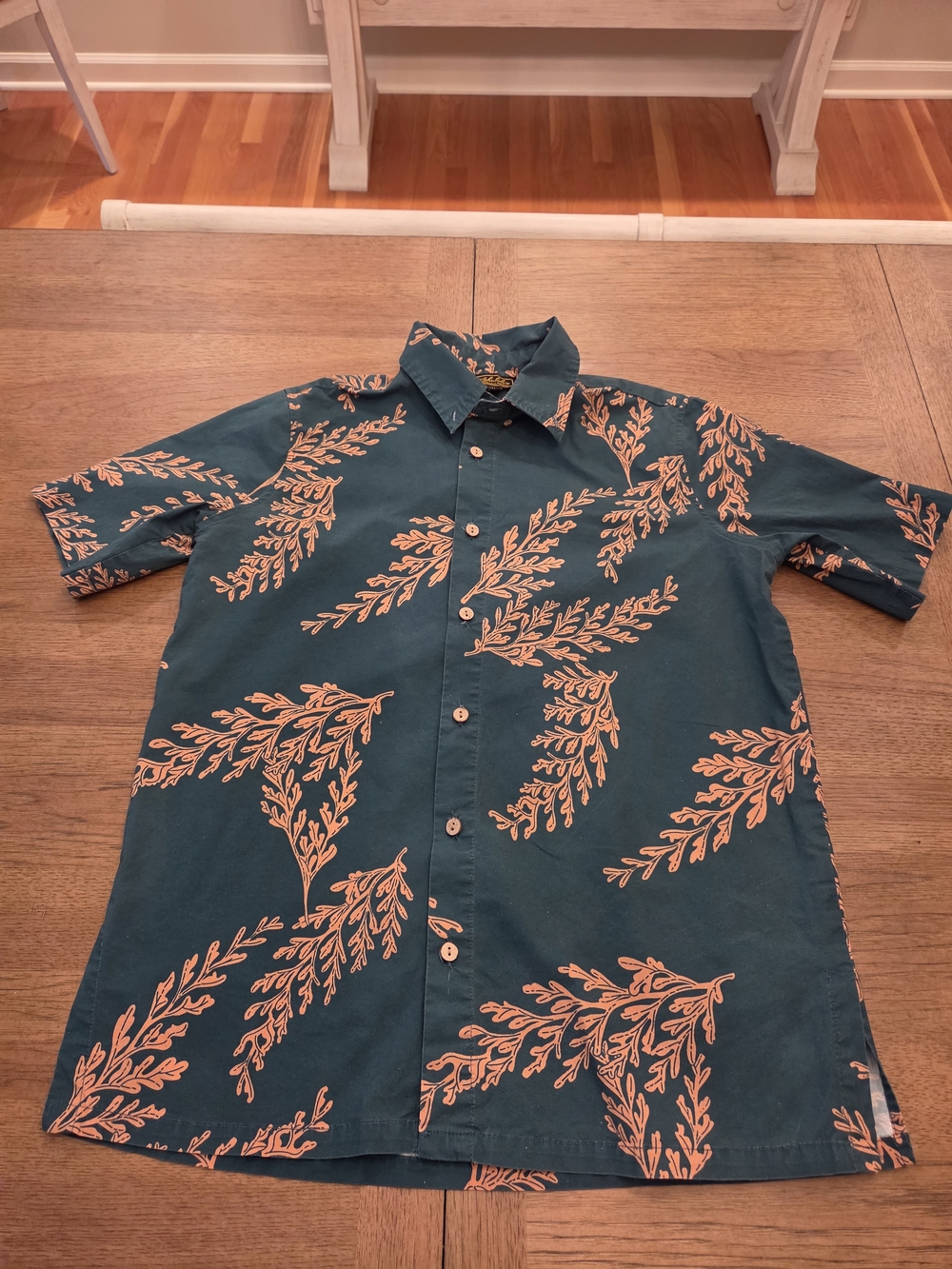 Kahala Honolulu Hawaii Men's Size Medium
